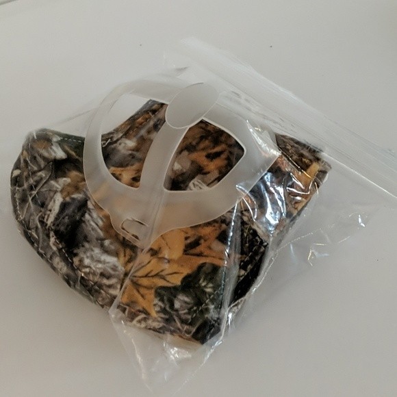 Reusable Face Masks (2) & Silicone Bracket - Outdoors Camo Hunting - Picture 5 of 6